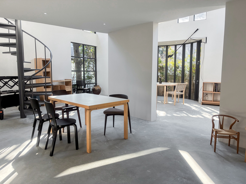 【新井薬師前駅2分】撮影や展示会に シンプルでモダンな空間のハウススタジオ（一棟貸し）