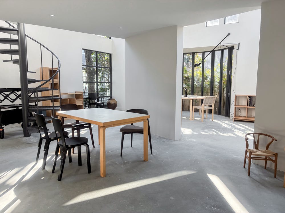 【新井薬師前駅2分】撮影や展示会に シンプルでモダンな空間のハウススタジオ（一棟貸し）