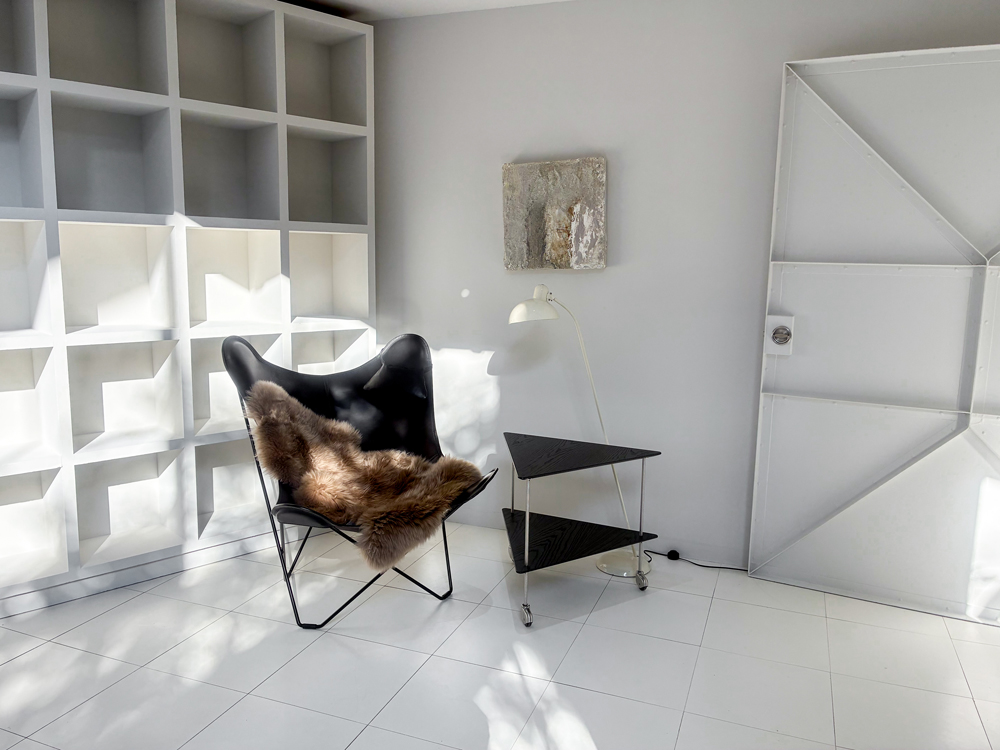 【新井薬師前駅2分】撮影や展示会に シンプルでモダンな空間のハウススタジオ（一棟貸し）