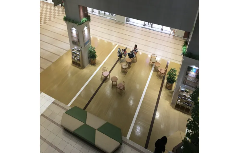 【ララガーデン川口】1階 プラザ②