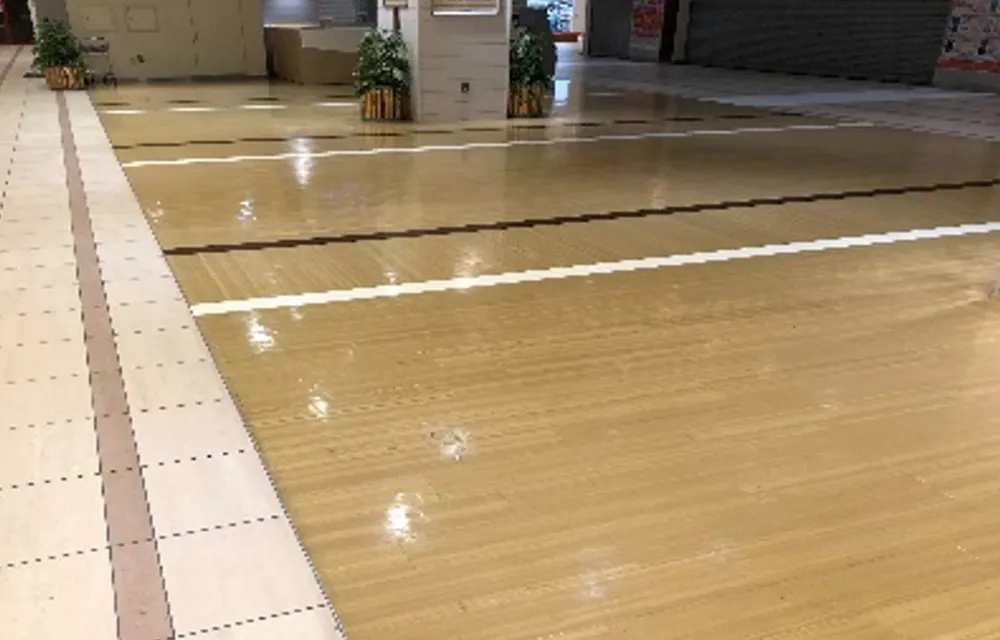 【ララガーデン川口】1階 プラザ②