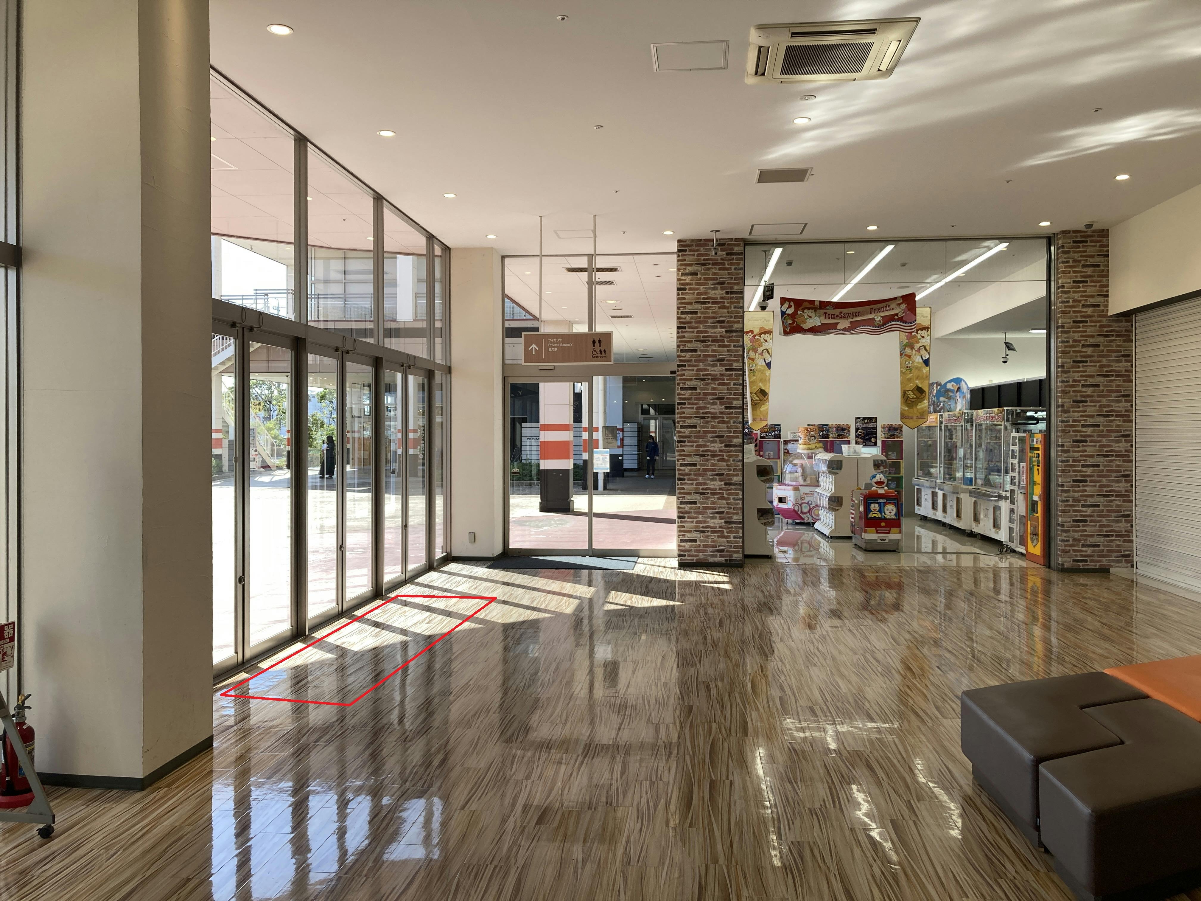 【浜松プラザフレスポ】 PRや物販利用に適した1F入口横のイベントスペースの画像