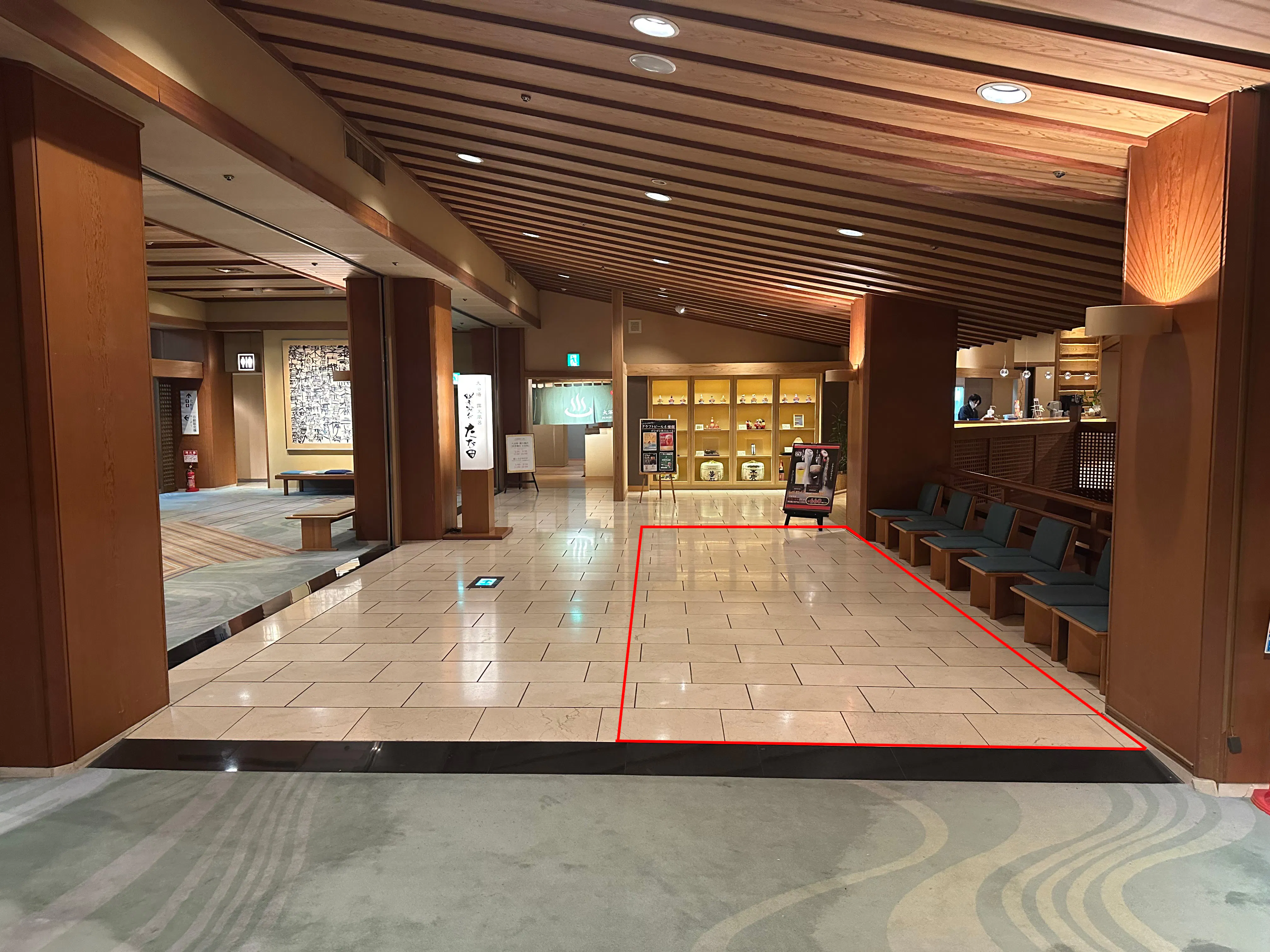 【會津芦ノ牧温泉 大川荘】宿泊者向けの物販やプロモーションにおすすめのロビーのイベントスペース