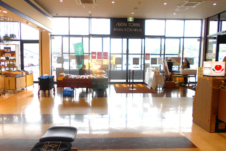 【イオンタウン長与】セールスプロモーションやポップアップストアに最適な正面エントランス目の前のイベントスペース