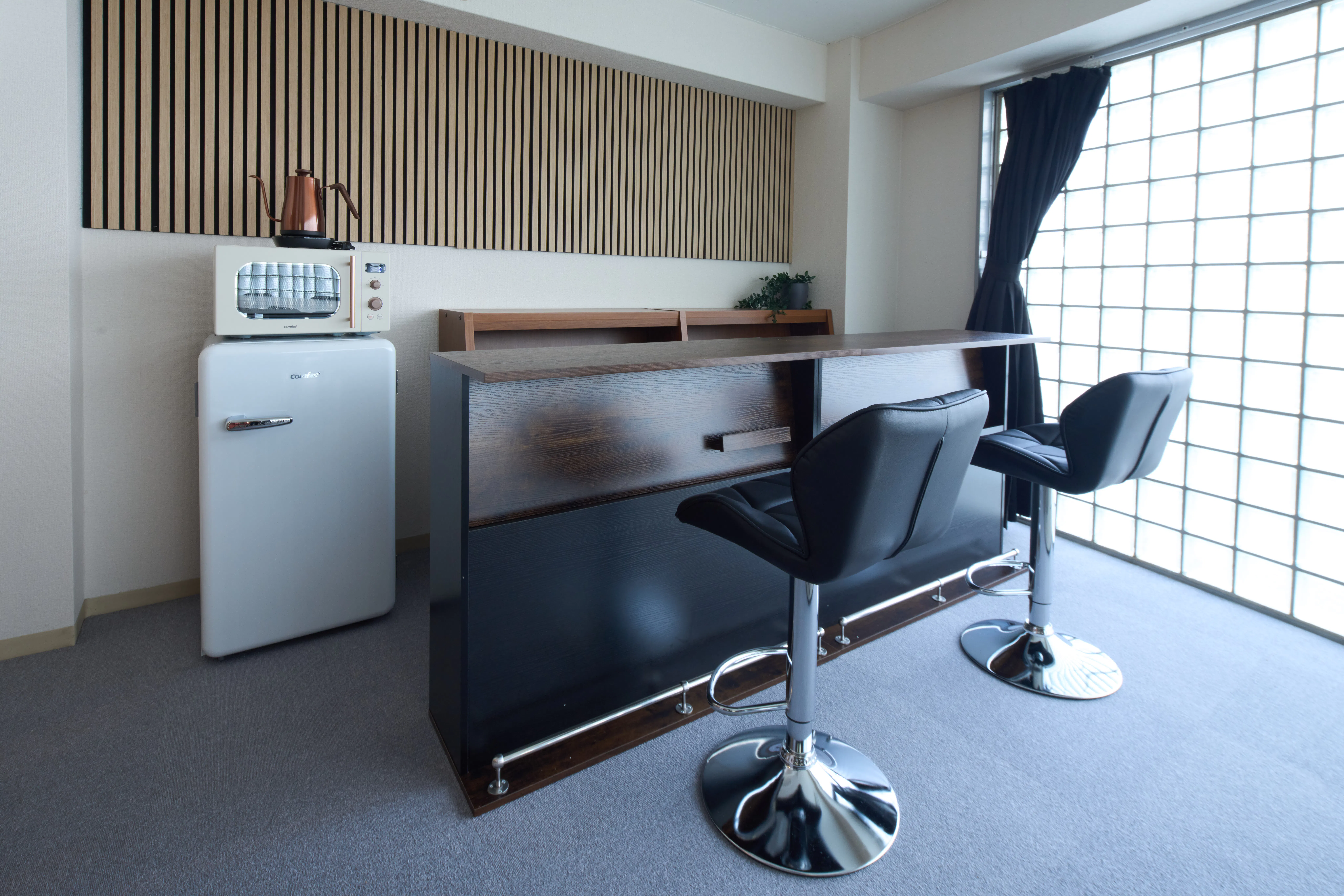 【藤沢駅5分】展示会やワークショップ利用が可能な最大40名収容の新規オープン貸切スペース