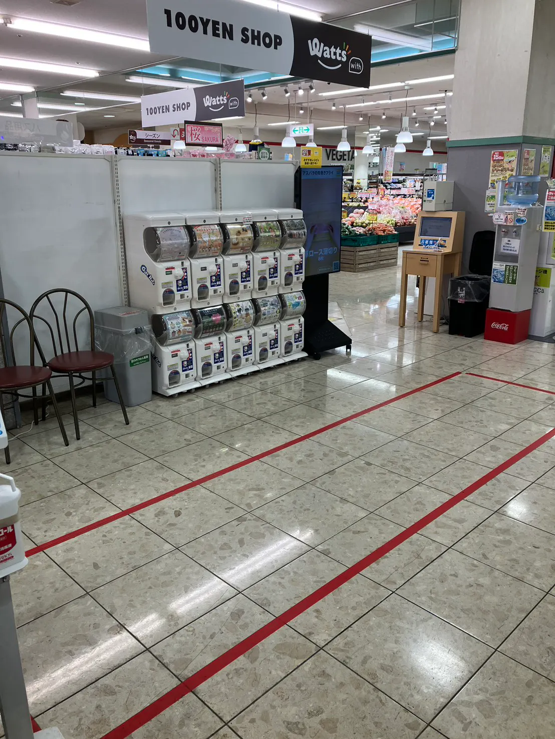 【ナフコ不二屋木曽川店】店内共用部のイベントスペース