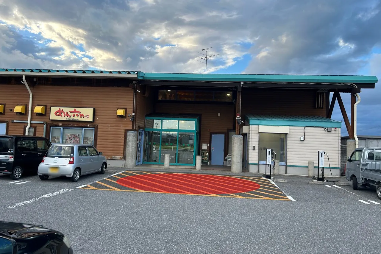 【ダイナム岐阜養老店】キッチンカーやプロモーションに最適なアミューズメント施設のイベントスペース