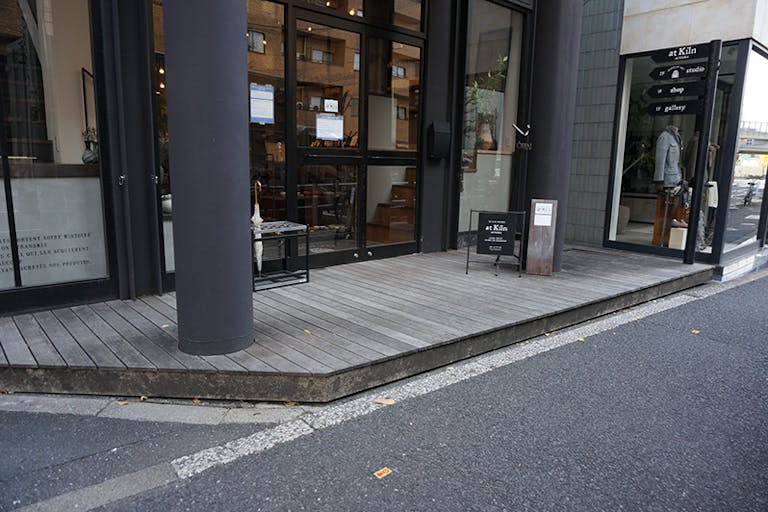 【表参道駅10分】アパレルや雑貨、個展等に適したテラスの利用が可能なスペースの画像4