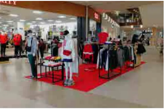 【イオンモール沖縄ライカム】2F ヴィレッジ入口広場