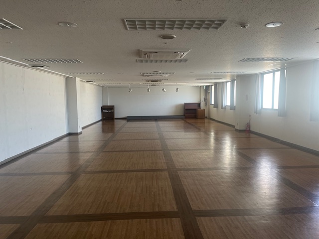 【フレスタモールカジル瀬戸田】展示会、プロモーションに最適な2階ホールスペース