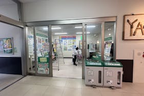 【ヤオハン東町店】プロモーションに最適な店内入口付近スペース