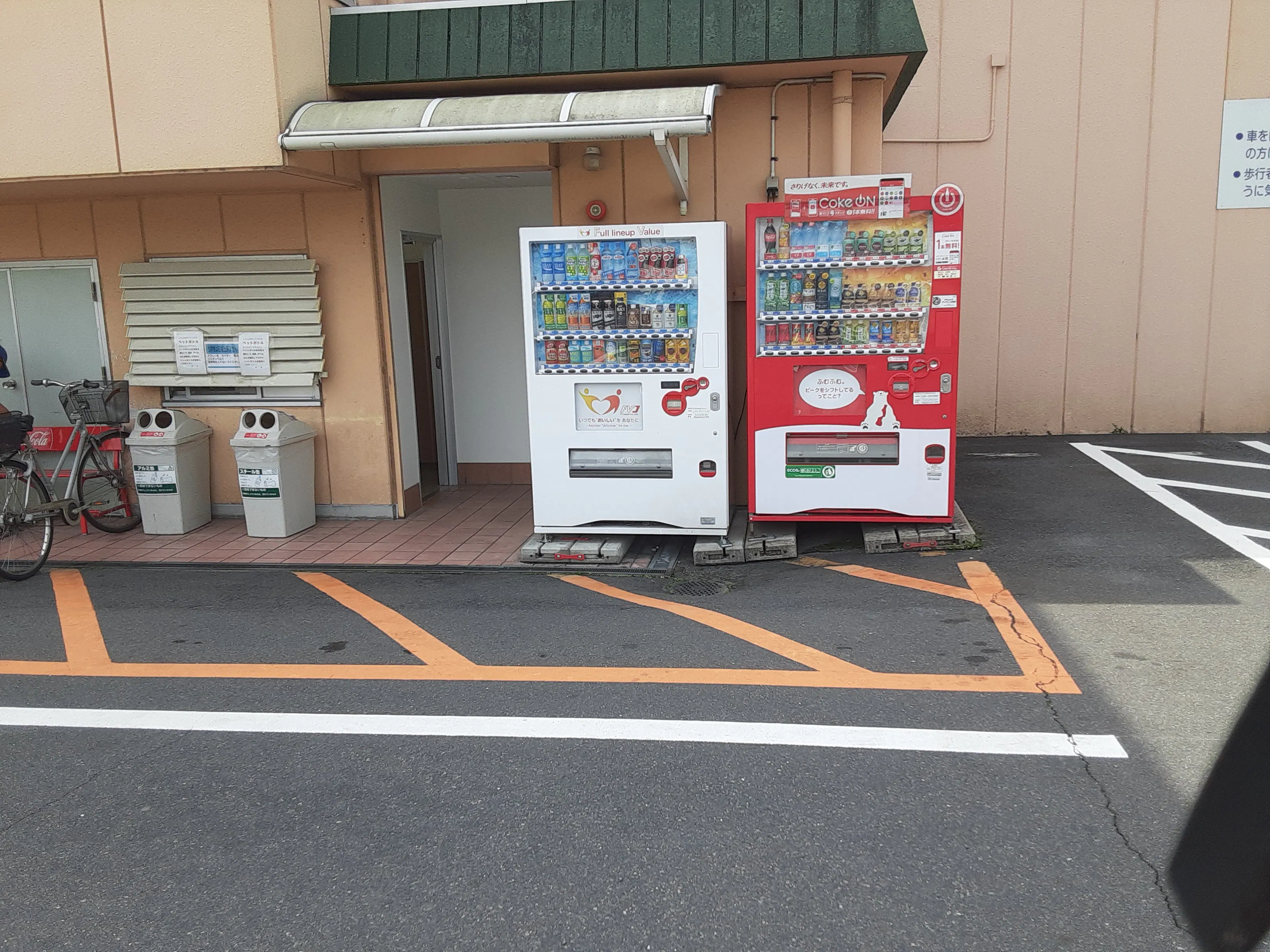 【中央フード山手店】プロモーションイベントに最適なスーパーの駐車場スペース