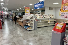 【西友 成増店】1Fエレベーター・入口横ギフト売場 プロモーション用途や物販、食物販のポップアップストアに最適なスーパー店内催事イベントスペース