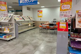 【西友 成増店】1Fエレベーター・入口横ギフト売場 プロモーション用途や物販、食物販のポップアップストアに最適なスーパー店内催事イベントスペース