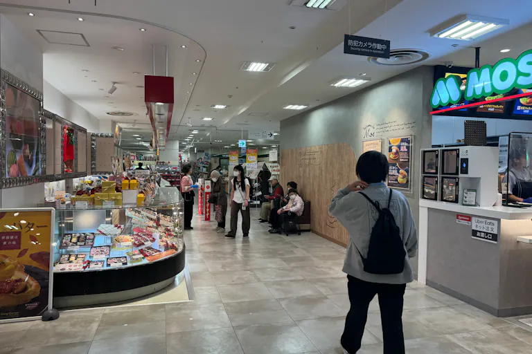 【西友 成増店】1Fエレベーター・入口横ギフト売場 プロモーション用途や物販、食物販のポップアップストアに最適なスーパー店内催事イベントスペースの画像15