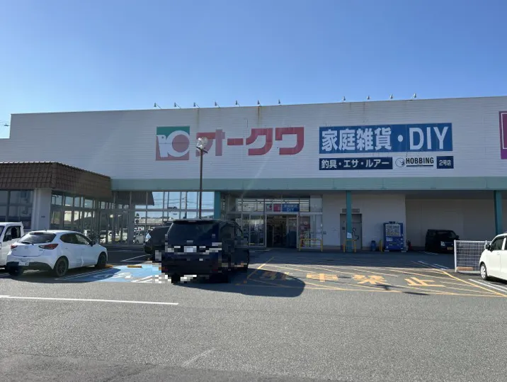 【オークワ串本】販促キャンペーンやプロモーションイベントに適した別館ダイソー前駐車場軒下スペース