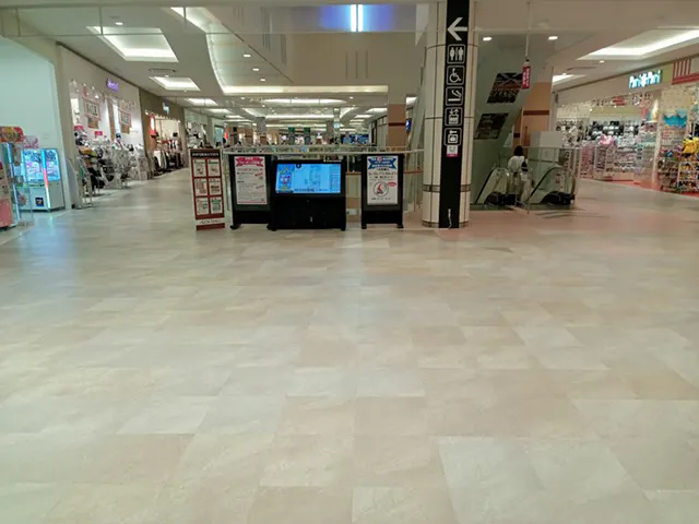 【イオンモール加西北条*】➀2階コスモスコートの画像