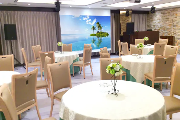 【近鉄日本橋駅4分】講演会やワークショップに活用できるフォーマルデザインのイベントスペース(4F)