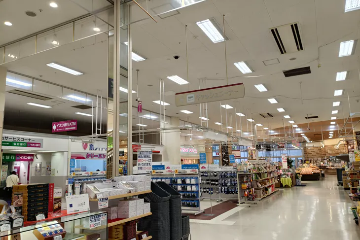【イオン仙台幸町】中央エスカレーター前(銘店側) 販促プロモーションや物販に最適なスーパー店内催事イベントスペース