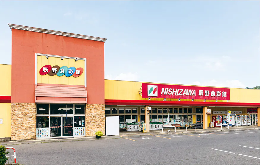 【辰野食彩館】キッチンカー出店やプロモーション催事に最適な駐車場スペース