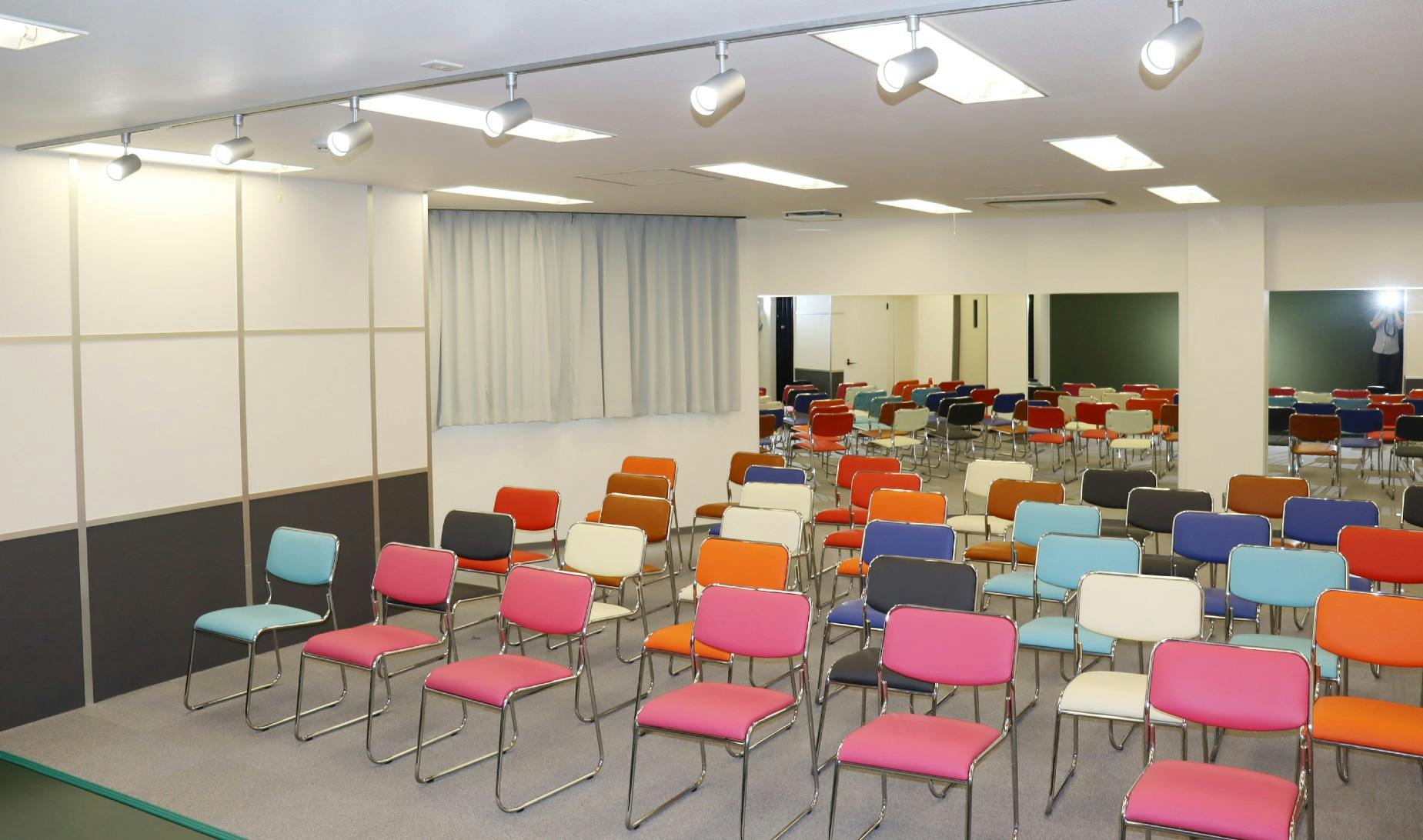 【代々木八幡駅6分】撮影用途やワークショップ、セミナー等に最適なスタジオイベントスペース