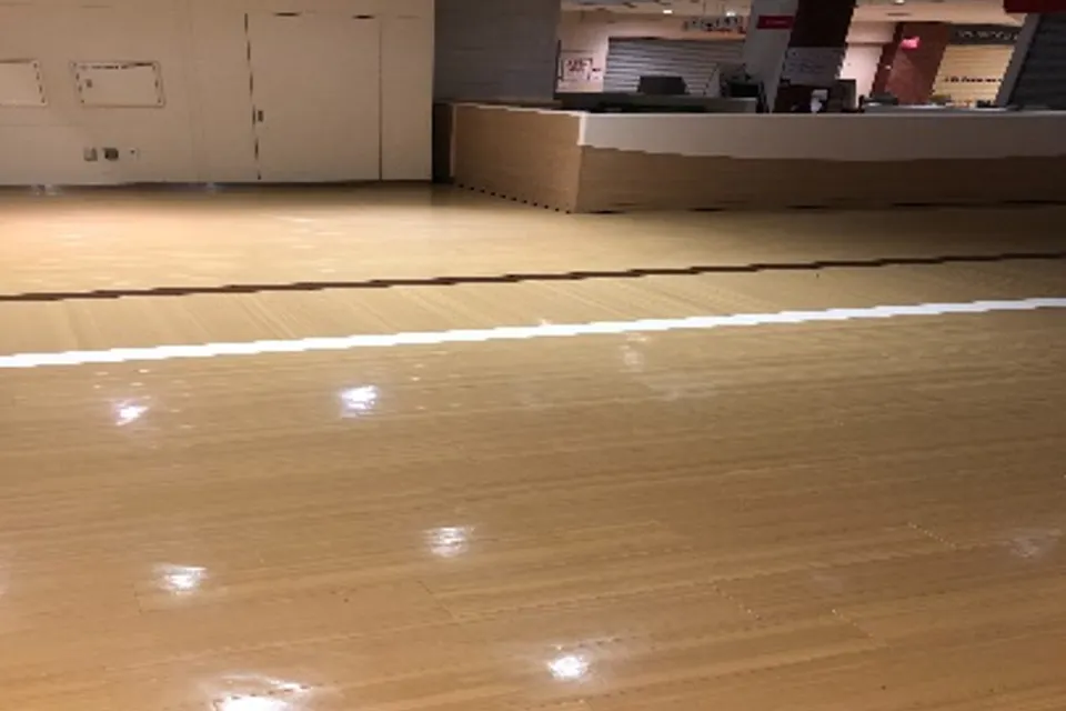 【ララガーデン川口】1階 プラザ③
