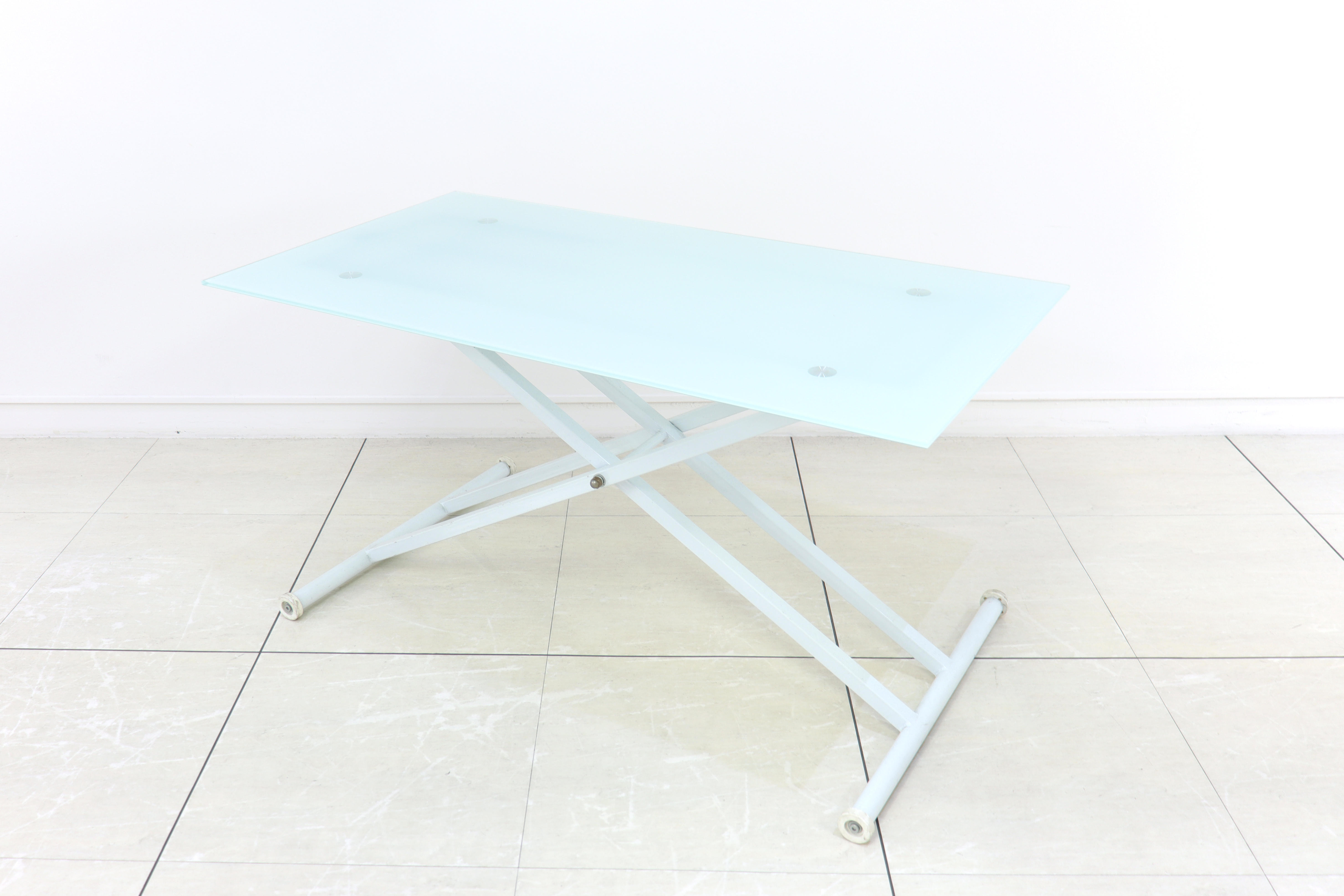 【本町駅7分】展示会やポップアップストアやアパレル向けのLIVE配信に適した33坪のスペース