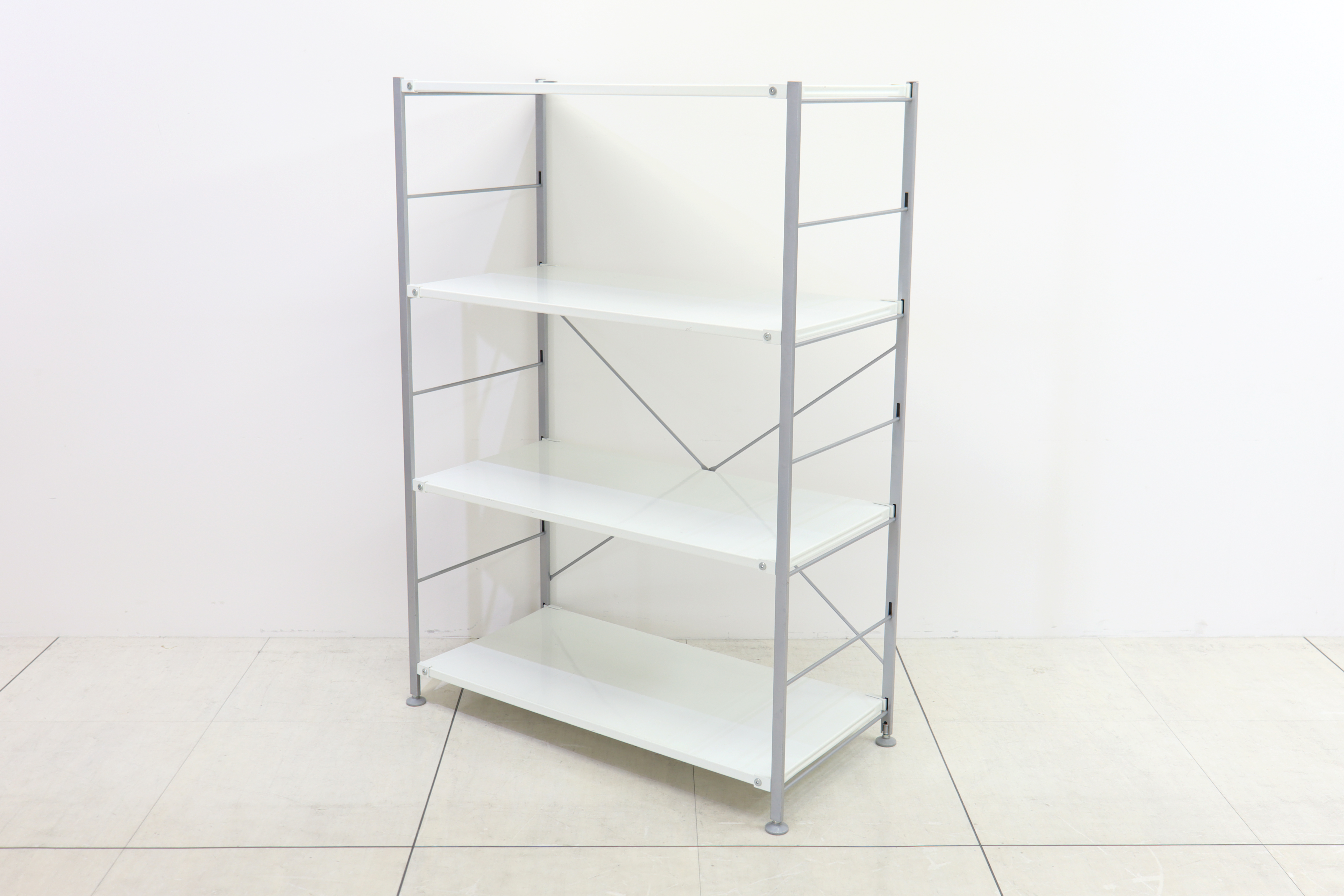 【本町駅7分】展示会やポップアップストアやアパレル向けのLIVE配信に適した33坪のスペース