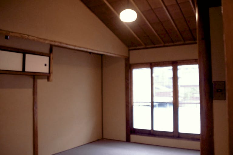 【京都河原町駅3分】個展・グループ展等のアート展示やポップアップストア、ワークショップに最適な築100年以上の京町家のギャラリースペースの画像3