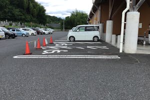 【ダイナム岡山院庄店ゆったり館】プロモーションに最適なアミューズメント施設のイベントスペース(駐輪場)