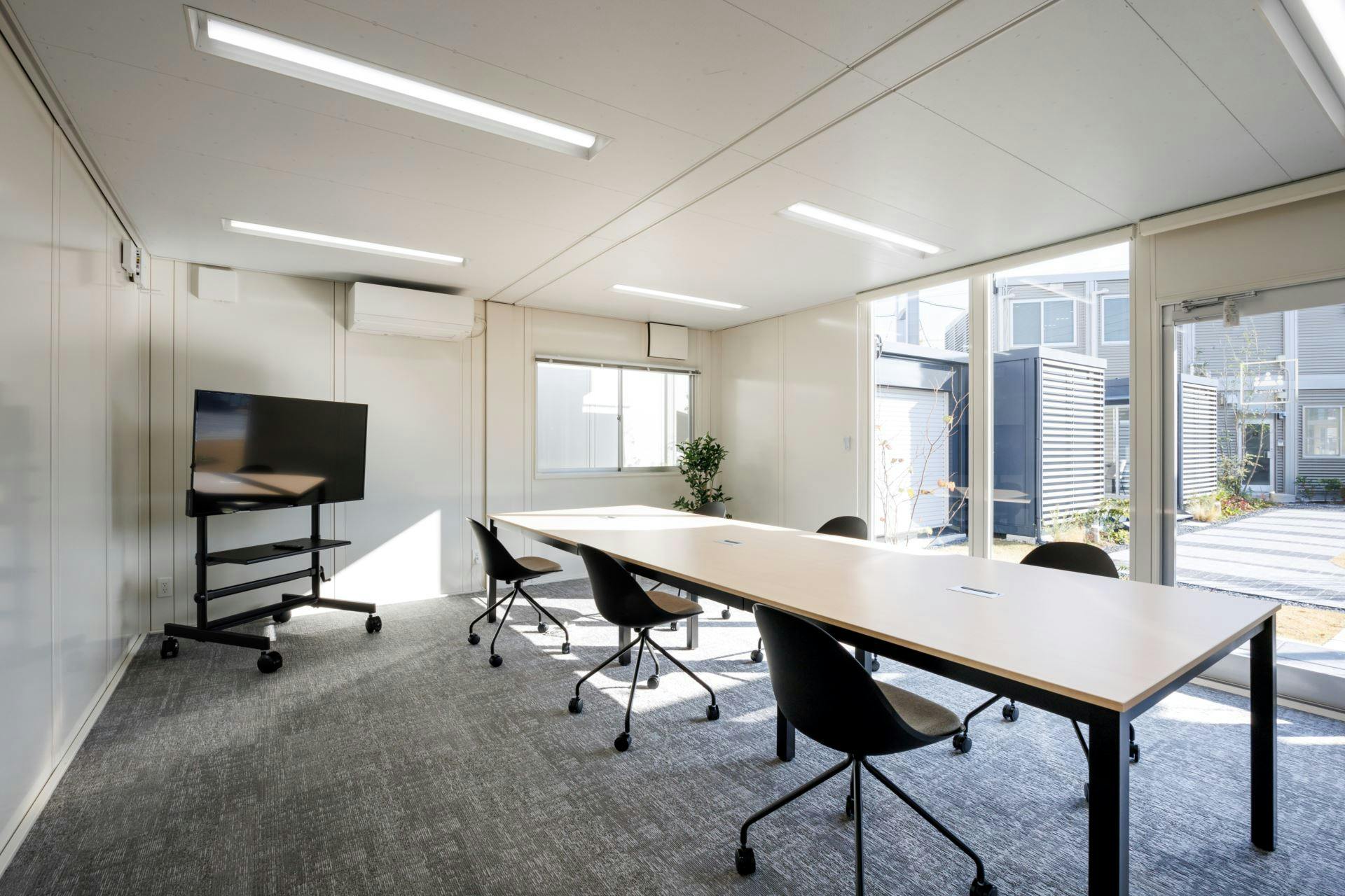 【志賀本通駅9分】自主企画マルシェやワークショップに最適なお手頃価格のレンタルスペース「Meeting2」／敷地全体の貸切イベント開催も可能！の画像