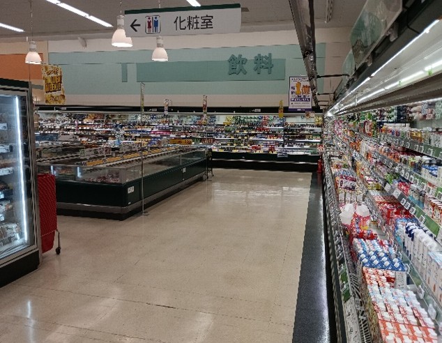 【マックスバリュ盛岡駅前北通店】乳飲料売場前 販促プロモーションに最適なスーパー店内催事イベントスペース