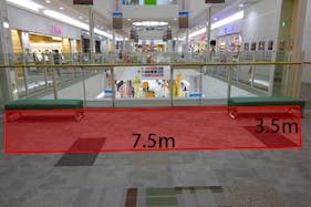 【イオンモール神戸北】2F すずらんブリッジ(タイムステーション前)※ベンチ有