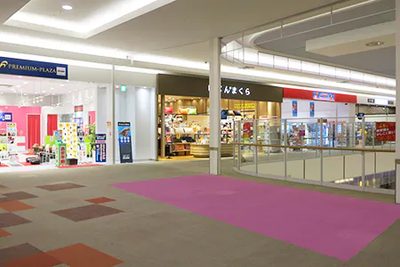 【イオンモール綾川*】3-Aブリッジ(Yogibo前)
