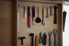 【池ノ上駅6分】撮影に適した光と影・素材が特徴的な自宅兼スタジオ