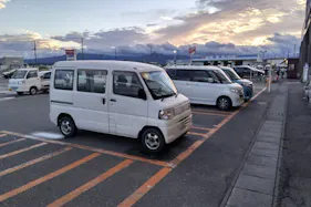 【サンデー北上江釣子店】屋外駐車場 キッチンカーの出店に最適なホームセンター内駐車場の屋外イベントスペース