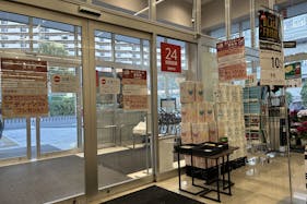 【西友 南葛西店】1F入口横 プロモーション用途や物販、食物販のポップアップストアに最適なスーパー店内催事イベントスペース