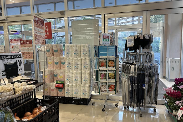 【西友 南葛西店】1F入口横 プロモーション用途や物販、食物販のポップアップストアに最適なスーパー店内催事イベントスペースの画像9