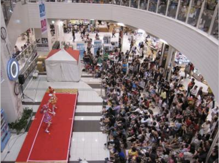 【イオンモール新瑞橋】1FセントラルコートB(北側）