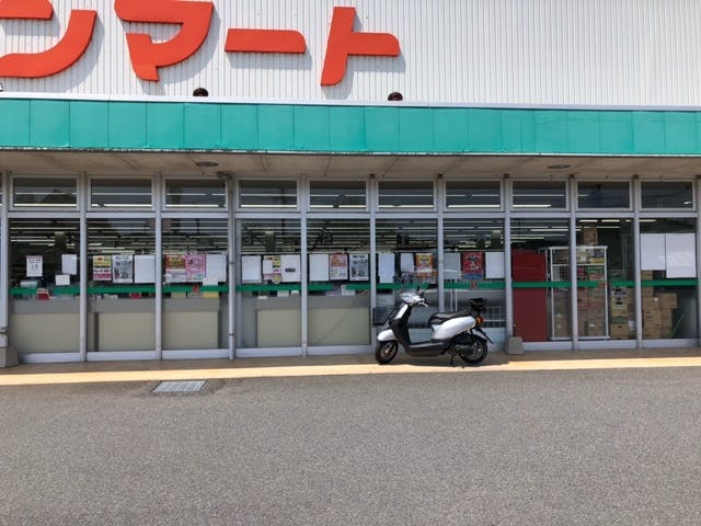 【サンマート豊田店】プロモーションイベントに最適なスーパーの駐車場スペース