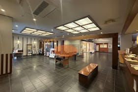 【湯河原温泉おんやど恵】各種プロモーションや物販におすすめ!江戸情緒漂う温泉旅館の1Fロビーを利用したイベントスペース