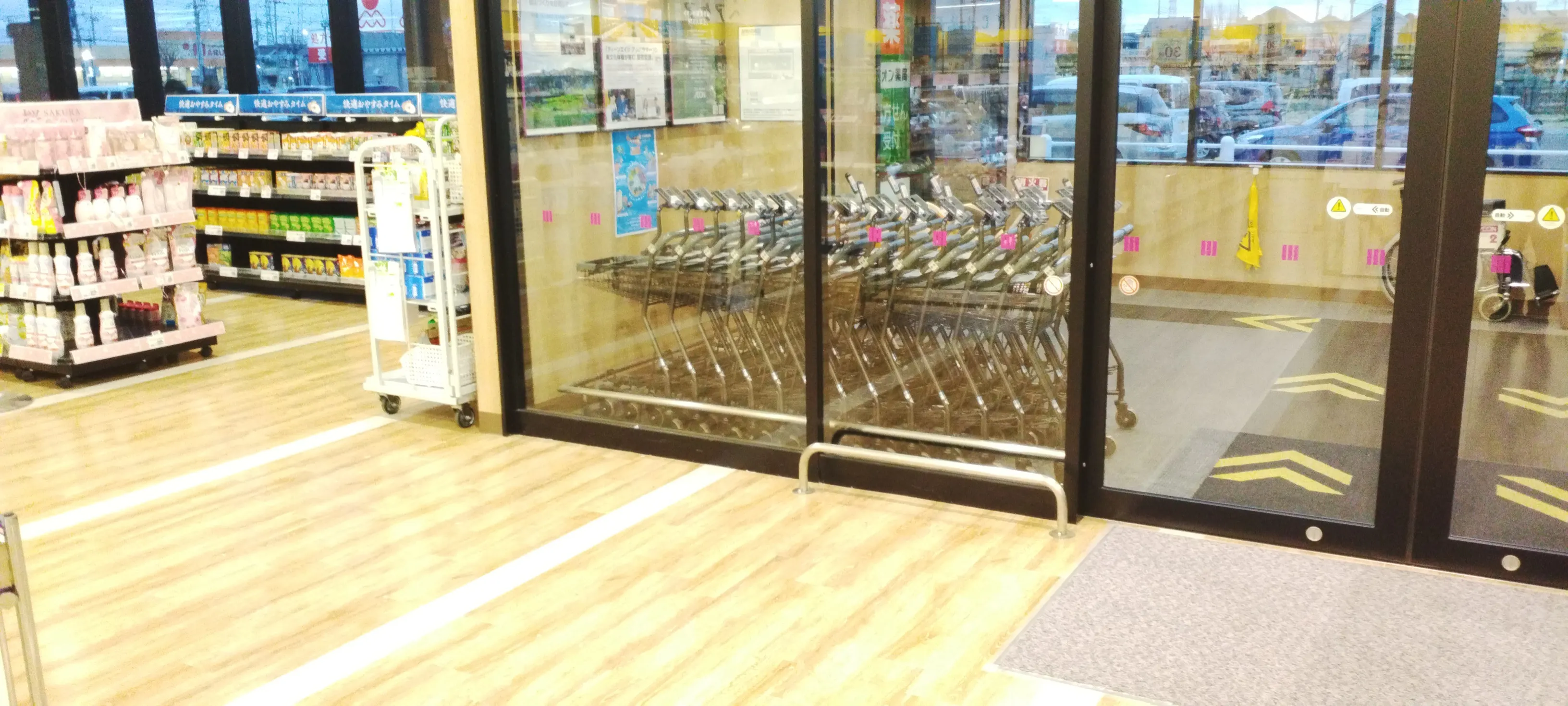 【イオンスタイル南栗橋】各種プロモーションや物販のポップアップストアに最適な生活館入り口脇のイベントスペース