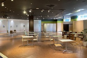 【トナリエつくばスクエア】セールスプロモーションや大型のイベントに適したつくば駅から本施設の入り口導線上に位置し通行量の多いイベントスペース