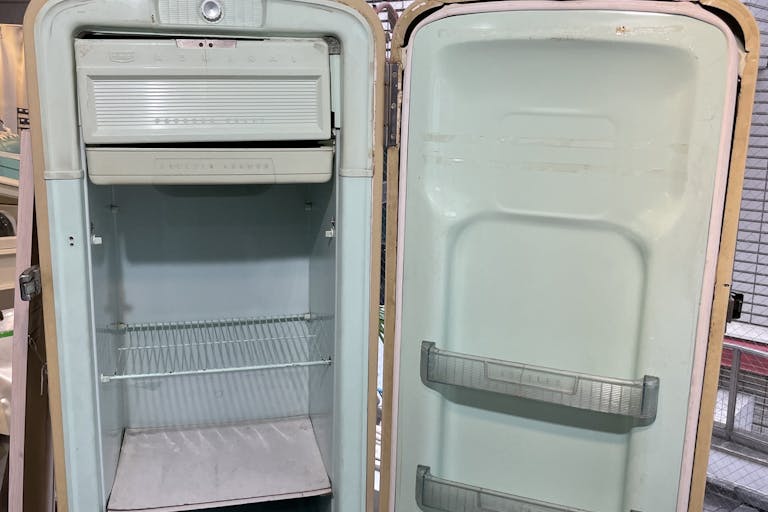 別途有料貸し出し什器 税込1100円/日