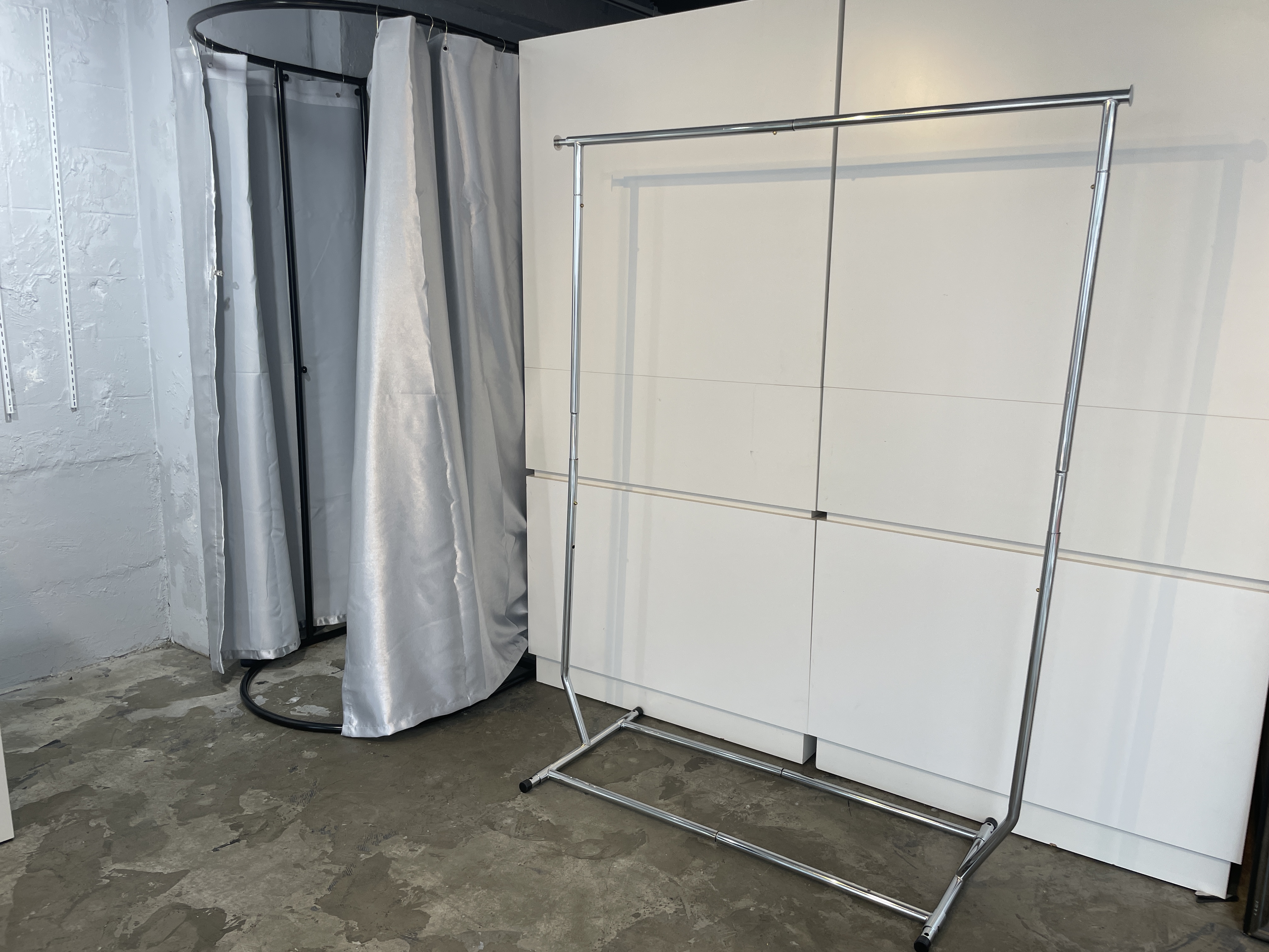 ハンガーラック　貸し出し用　税込3300円/日