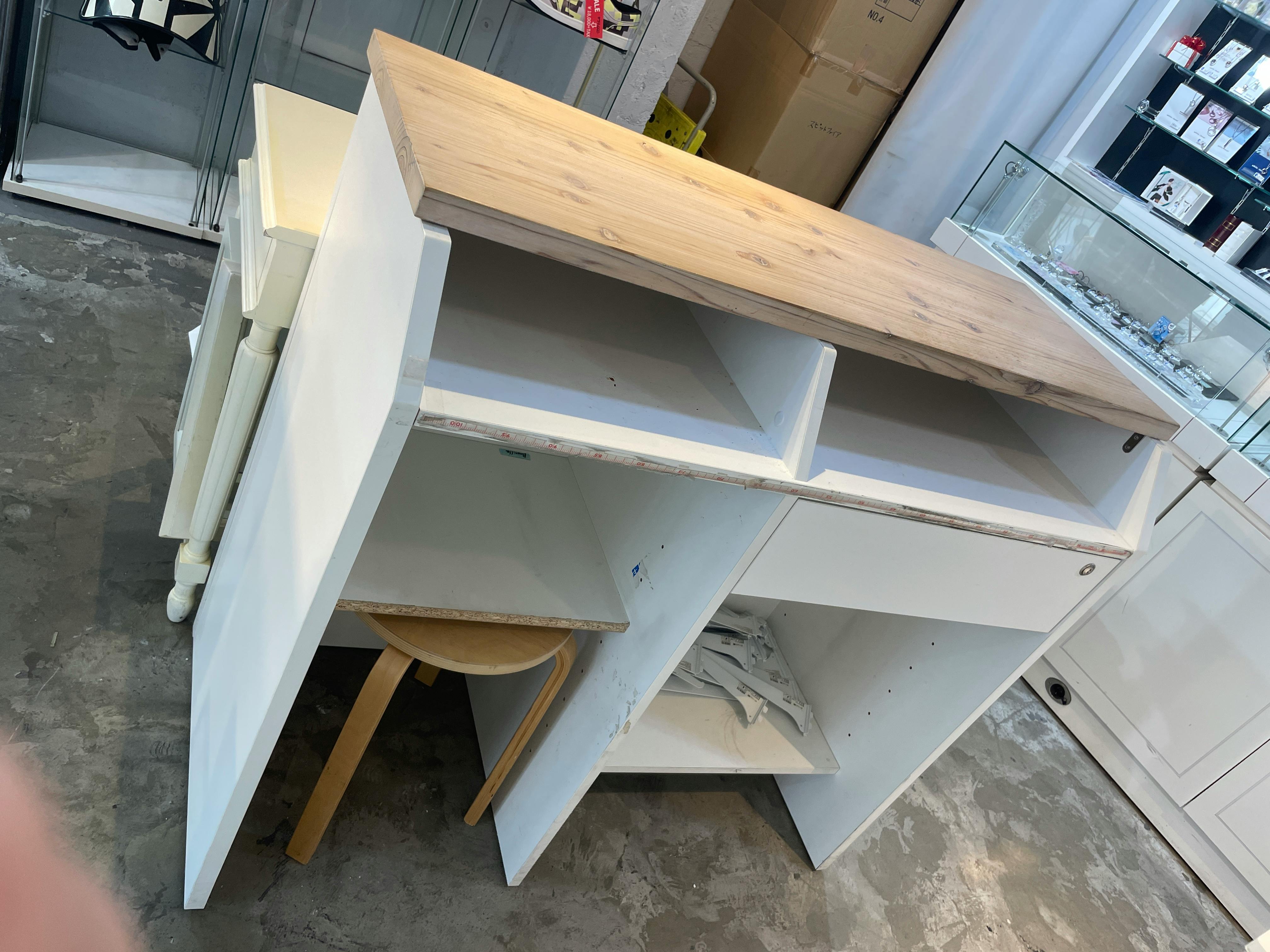 【原宿駅3分】50人以上の行列対応可能。ポップアップストアや展示会、プロモーションイベントに最適な竹下通り付近路面ガラス張りで視認性の高い店舗貸しスペース