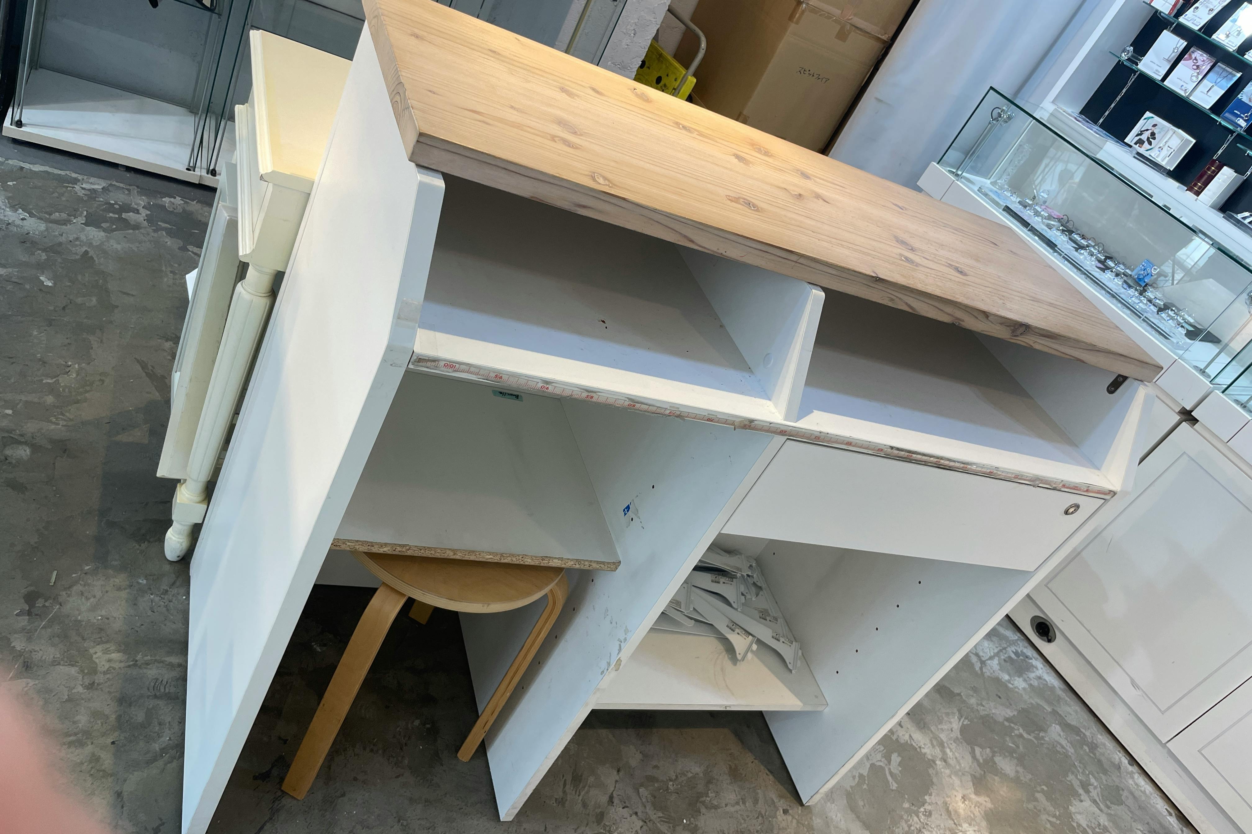 【原宿駅3分】50人以上の行列対応可能。ポップアップストアや展示会、プロモーションイベントに最適な竹下通り付近路面ガラス張りで視認性の高い店舗貸しスペース