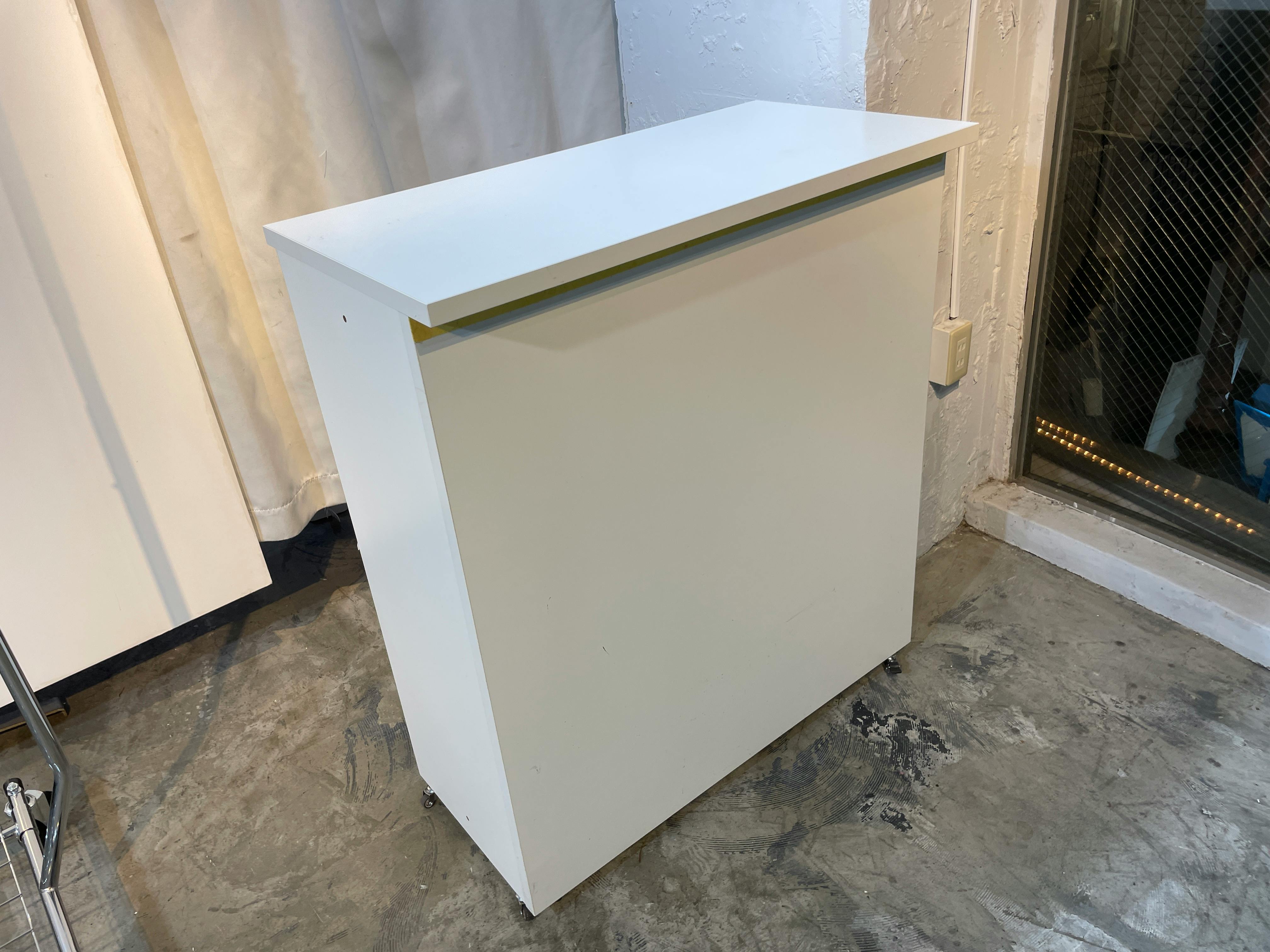 【原宿駅3分】50人以上の行列対応可能。ポップアップストアや展示会、プロモーションイベントに最適な竹下通り付近路面ガラス張りで視認性の高い店舗貸しスペース