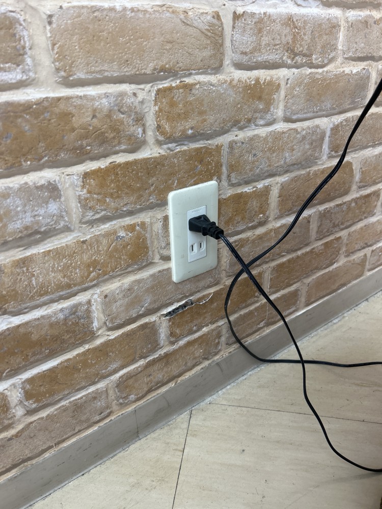 【オークワ生駒菜畑】販促プロモーションに最適な農産側にある催事スペーススペース