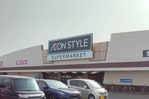 【イオンスタイル矢巾店】各種プロモーションイベントや小規模物販に最適な店舗内イートインスペース付近にあるイベントスペース